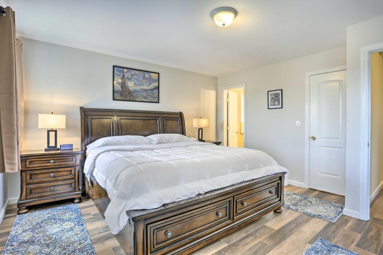 Ideally Located Glen Cove Apartment! Екстер'єр фото