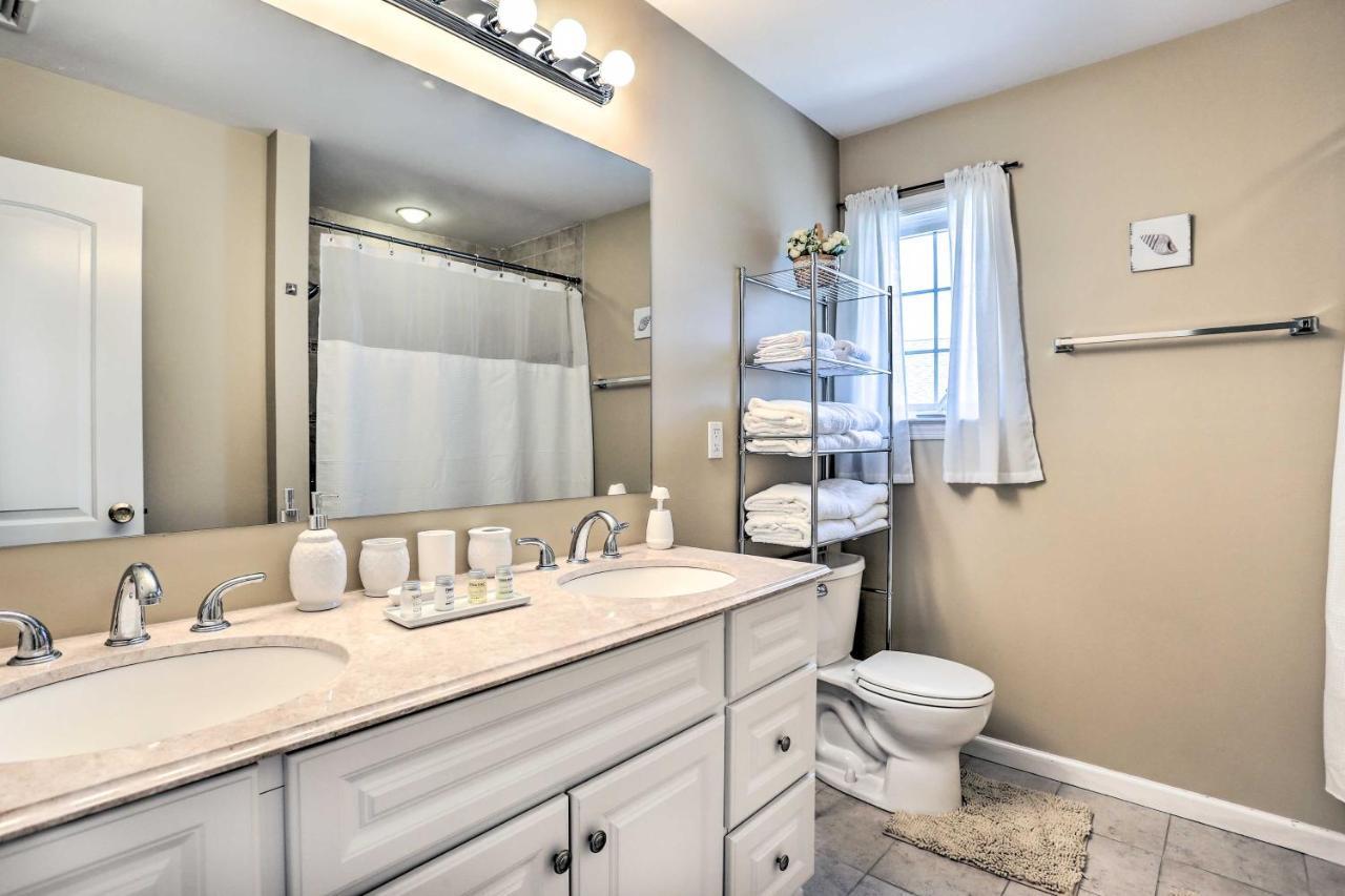 Ideally Located Glen Cove Apartment! Екстер'єр фото